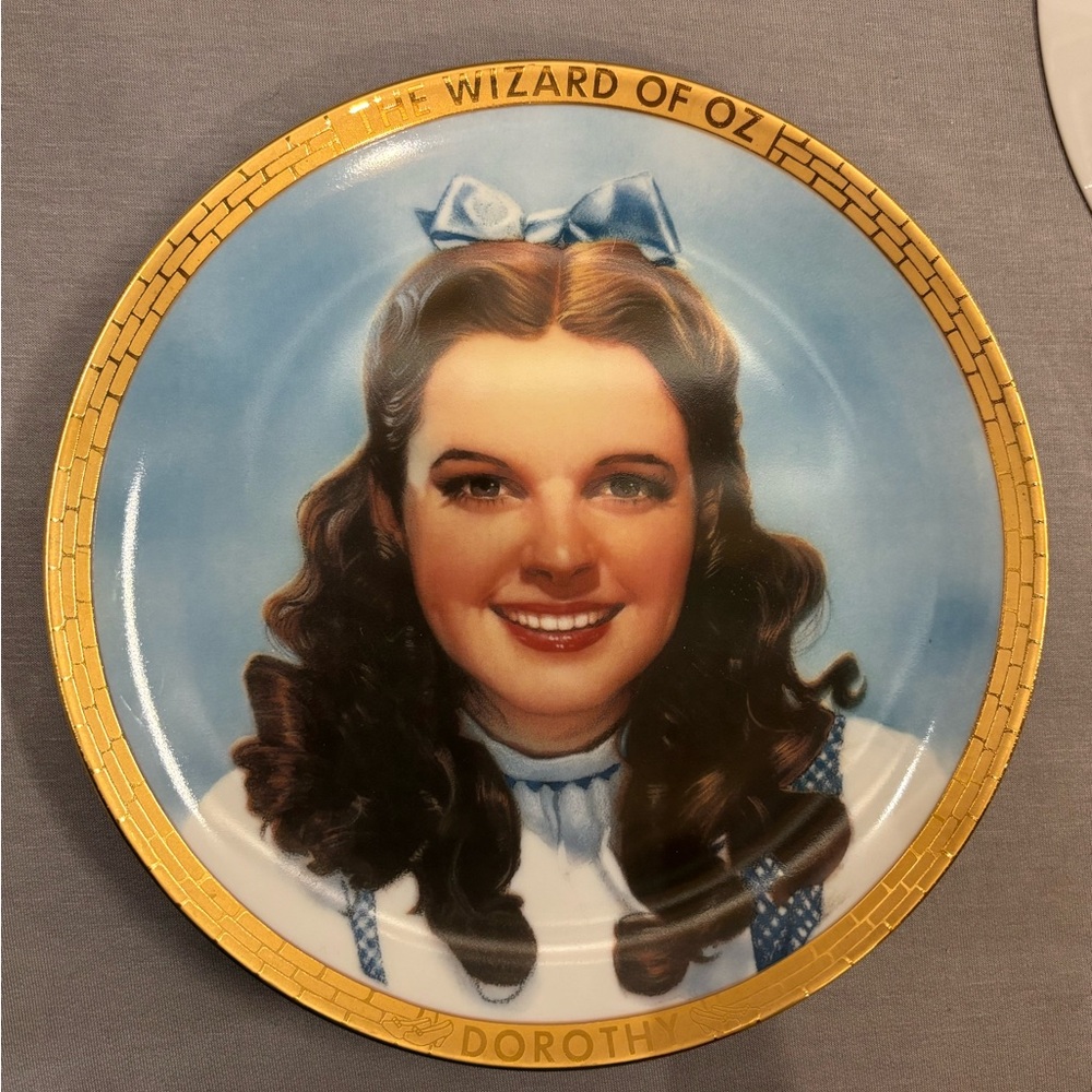 Wizard of Oz Dorothy collectors plate wicked